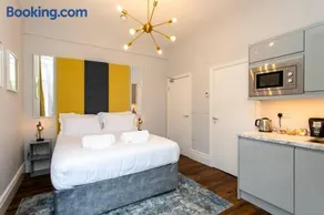 Stay Coastal Boutique Hotel - Image 2