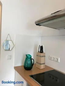 Wohnung neben dem Lkh und der Medizinischen Universität - Image 2