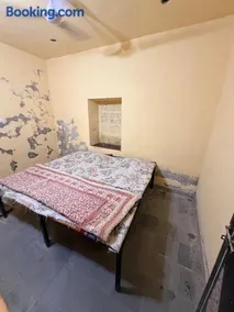 Five Star Hotel & Restaurant - Image 3