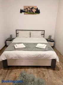 Casa Orhideea - Image 1