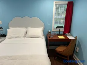 Carib Comfort B and B - Image 4