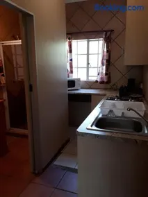 Vivian's Cottage - Image 3