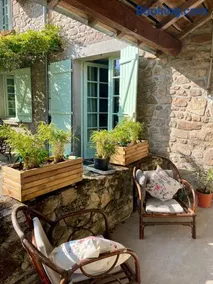 Cottage et jardin au calme pour soirées estivales - Image 1