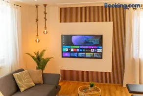 P-Hosting Modernes Apartment zwischen Ravensburg und dem Altdörferwald, 110qm, Familienfreundlich, Separater Eingang, Kaffeevollautomat, Bäcker und Pizzeria 15 Meter, Spielplatz 50 Meter, 20 Km zum Bodensee, 30Km in die Berge - Image 3