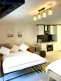 Cosy studio dans un quartier animé et pittoresque - Image 1