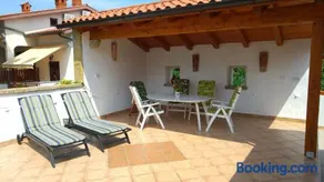 Kmetija Jogan, Wines & Apartments - Image 1