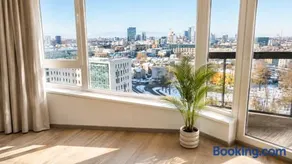 Tallinn Luxury Skyline Apartment with Unforgettable Views - Image 2