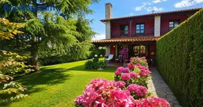 Villa En Llanes Con Jardin Cerca Playa - Castanin - Image 1