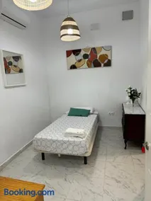 Genius Apartments - Image 3