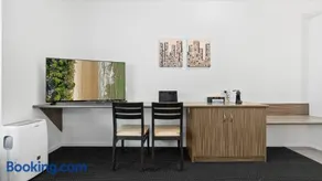 Palm Bliss Studio - Image 4