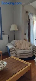 Venetia's Home - Image 4