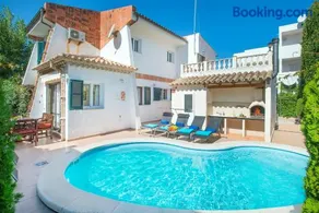 Owl Booking Villa Luceta - 15 min Walk to the Beach - Image 1
