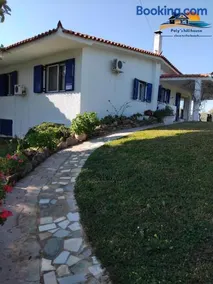 Poly's hill-house close to the beach - Image 2