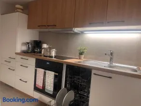 Alba Apartments - Image 3