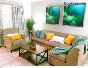 Liberty Towne Spring Lake - Fayetteville near I-95 & Ft Bragg - Perfect for short or long-term stays - Prem Wifi - Image 4