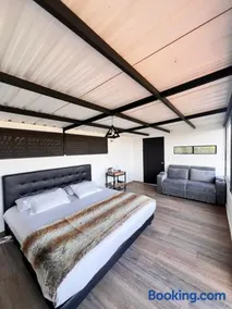 Casa Oro Glamping Hostel - Image 5