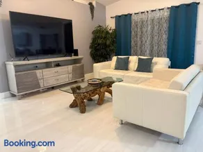 Grand opening Vacation rental single family home - Image 3