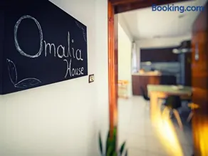 Omalia Apartment - Image 2