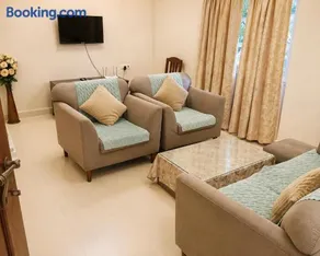 Candolim Beach 2BHK Resort Apartment With Pool North Goa - Image 4