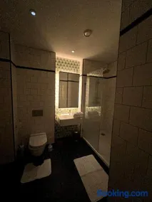 Luxury Apartment in the Exclusive The City Island - Image 3