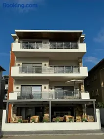 Aqua Mare Luxury Apartments - Image 1