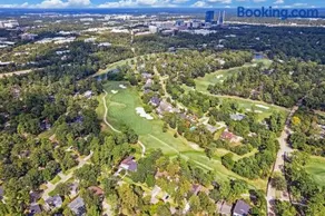 Luxury House in the Woodlands - Image 5