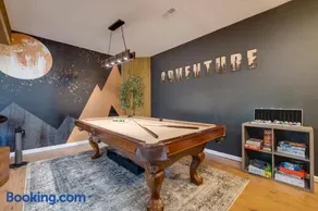 The Mountain Muse - Music, Games, HotTub, Sleeps12, PetsOk - Image 3