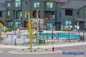 Wasatch Peak Chateau Ro3, Pool, Hot Tub - Image 2