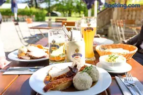 Schlosswirtschaft Moos, Zimmer mit Wirtshaus und Natur - Image 2