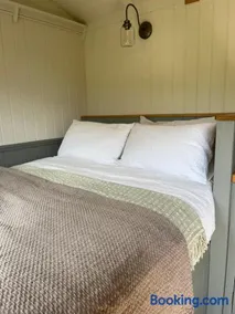 Troytown Farm Shepherds hut - Image 5