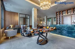 ASKLIPIOS LUXURY ROOMS - Image 3