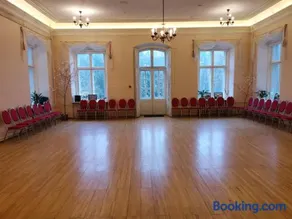 Ravila Manor - Image 4