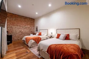 Cozy Corner - Room 5 - Image 2
