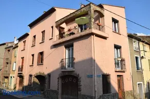 2 bedroom accommodation in Estagel - Image 1