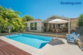 Lake Cathie Oasis 32 Bounty Avenue - Image 1