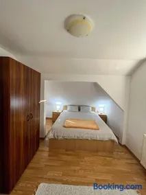 Apartmani Djokić sa bazenom - Image 2