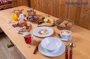 Chalet Košutnik Velika planina - Image 2