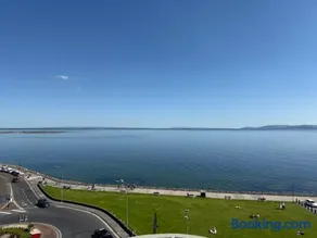 Beach Penthouse 3 BR Luxury - Image 1
