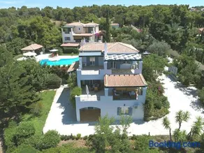 Dreamland Porto Heli - Image 4
