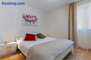Apartments Dolac - Image 2