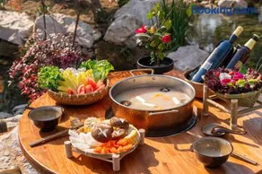 Chengdu Xiaoya Courtyard Hot Spring Retreat -- Close to Panda Base & Sanxingdui Museum- Private Hot Spring & Sichuan Cuisine - Chinese Tea Ceremony, Free Breakfast, Afternoon Tea & Goodnight Snacks - Image 1