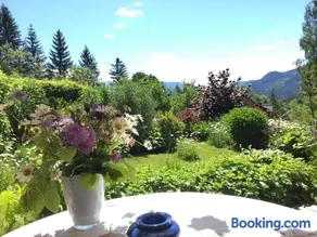 Charmant appartement convivial et familial avec barbecue, terrasse et jardin - Image 4