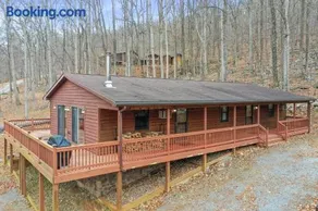 Mountain Retreat by Berkeley Springs wRiver Access - Image 2