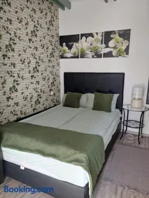 Szalay Villa - Image 4