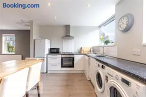 Spacious 2 Bed Ribble Valley Apartments - Image 2