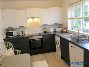 Apartment 61 - Image 5