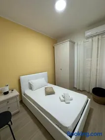 The Roman Guesthouse - Image 2