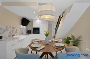 Townhouse in Heart of Calahonda - Image 2