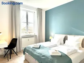 UNiQE - city central - design apartment - SKY-TV - Image 1