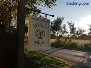 Willow House B&B - Image 1